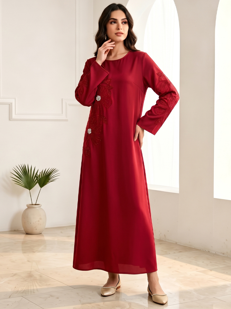 فساتين وعباءات تقليدية للنساء  - مراجعة Embroidery Kaftan وسعره