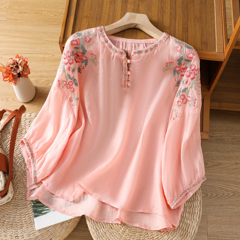 النمط الصيني الملابس النسائية  - مراجعة Embroidery Uniform وسعره